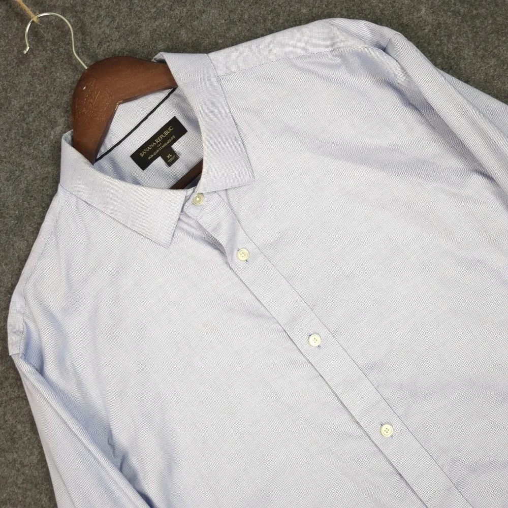 Banana Republic Mens XL Non-Iron Standard Fit Blue Micro Check Button Down Shirt